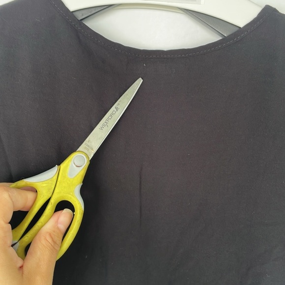 Airisa Women’s Black V-Neck Flutter Sleeve Tiered Cotton Midi Dress Sundress M/L - Picture 10 of 14